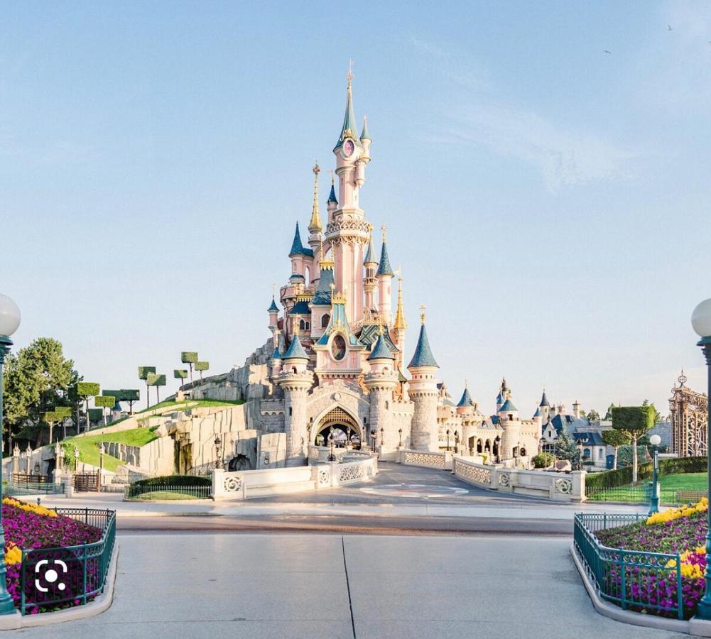 Logement Entier Proche Disneyland Montry Bagian luar foto
